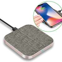 7.5W 10W Square Aluminum Alloy QI Standard Wireless Charger